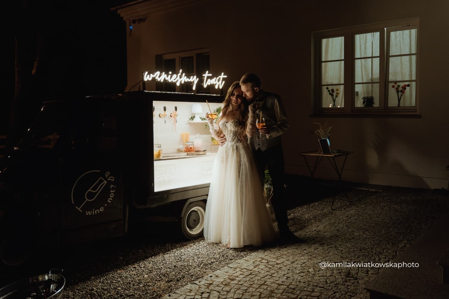 Zdjęcie z galerii Wine Not? – mobilnego baru Frizzante