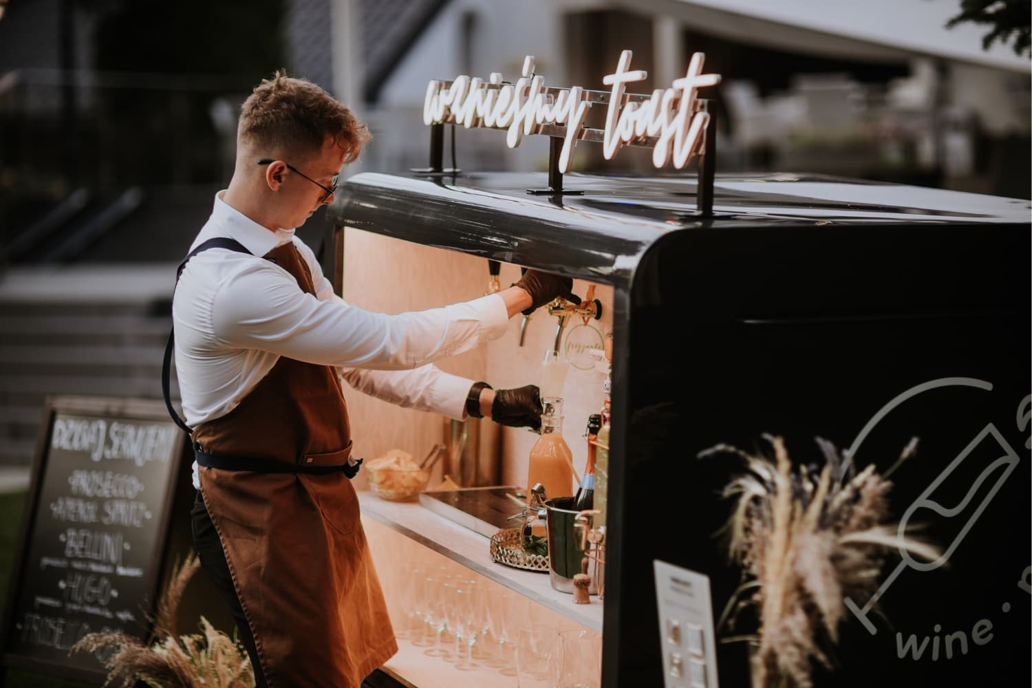 Zdjęcie z galerii Wine Not? – mobilnego baru Frizzante