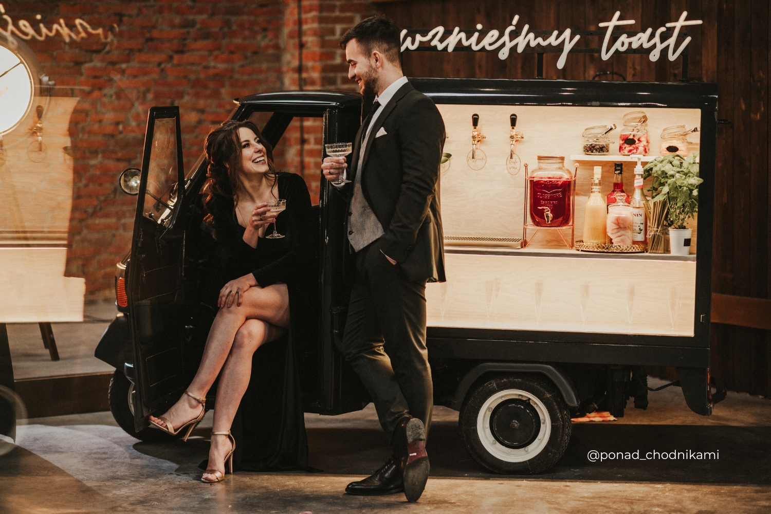 Frizzante Van vs Drink Bar